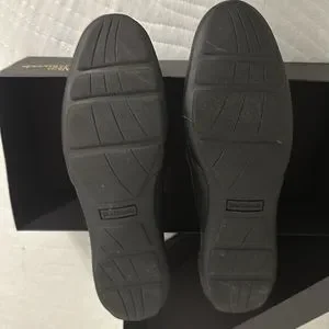 Allen Edmonds size 10 loafers in great condition with Jos.A.Bank shoe trees. Allen Edmonds | Shoes | Allen Edmonds Size Loafers In Great  main image 4